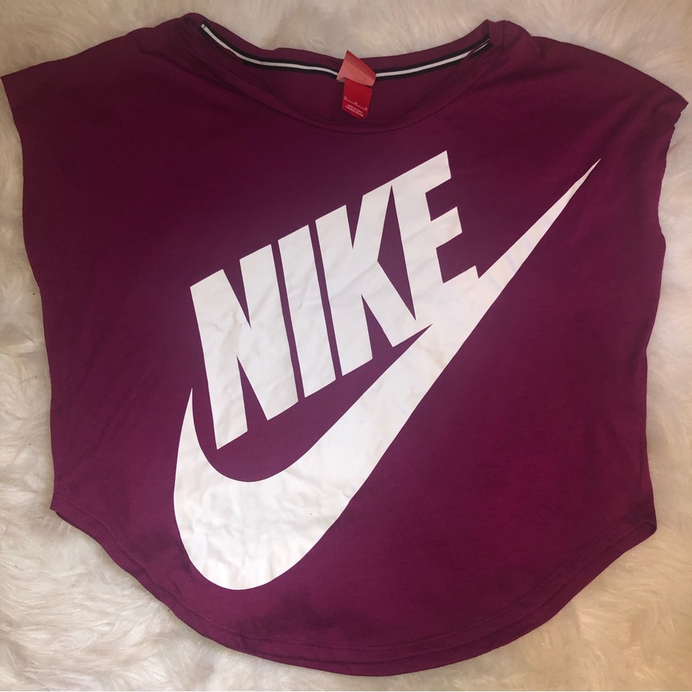 Nike Magenta Cut off Tee
